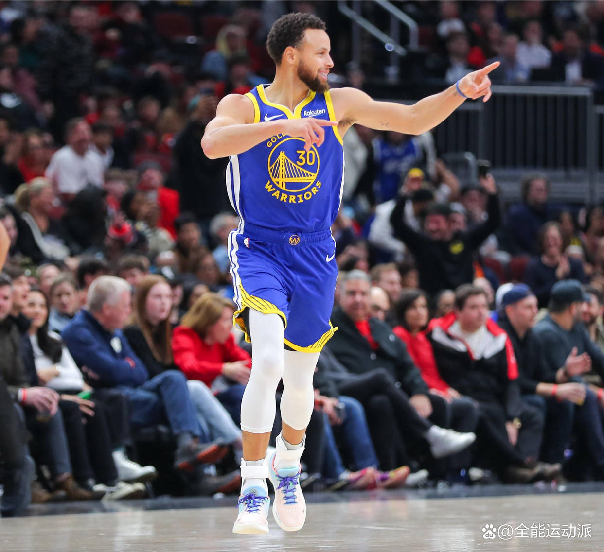 开云体育-包含库里关键节点赛事规则更新，中国队带队取胜！的词条